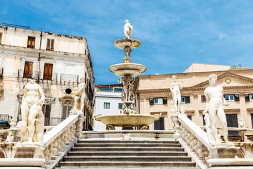 Kussenhoes The Praetorian Fountain or Fontana Pretoria, Palermo, Sicily, Italy © jordi2r