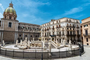 Foto op Plexiglas The Praetorian Fountain or Fontana Pretoria, Palermo, Sicily, Italy © jordi2r