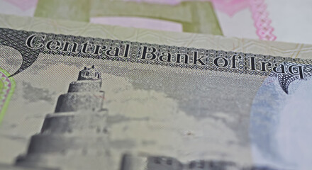 Closeup of central bank of Iraq dinar banknote - obrazy, fototapety, plakaty