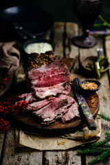 Roastbeef with tartar sause.style rustic.