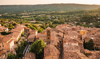 Moustiers-Sainte-Marie panoramic view of medieval village, Alpes-de-haute-Provence, France. - 739554568