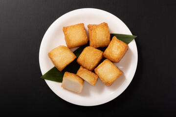 厚揚げキューブかまぼこ