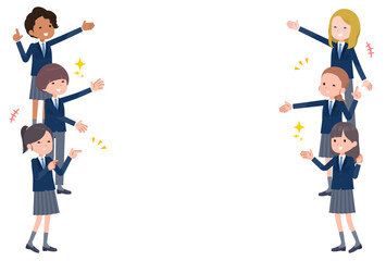 女子学生たちがにぎやかに紹介しているイメージ