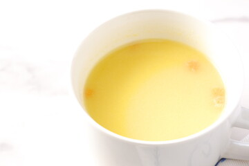 粒々のコーンがたっぷり入ったコーンポタージュ
