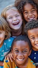 Obraz premium Group of young children Two boys and three girls of different nationalities were smiling and having fun.