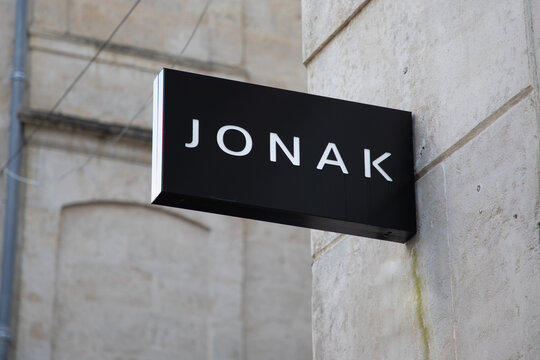 jonak paris logo brand and text sign shop in front of facade store women luxury chain of footwear fashion retailers shoes