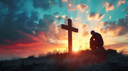 Poster Im Rahmen Christian man praying in front of the cross © standret