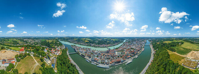 Ausblick auf die Universitätsstadt Passau in Niederbayern, 360 Grad Rundblick