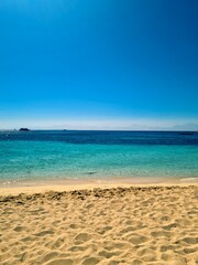 Fototapeta premium tropical island with turquoise sea and sky