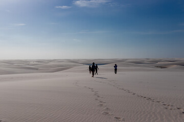 Entre dunas e &aacute;gua