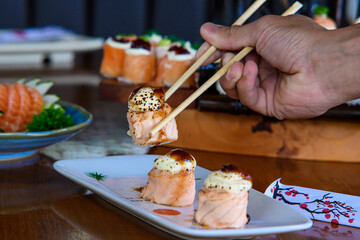 Gunkan Salm&atilde;o