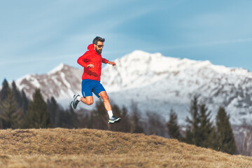 Man in action during a mountain run