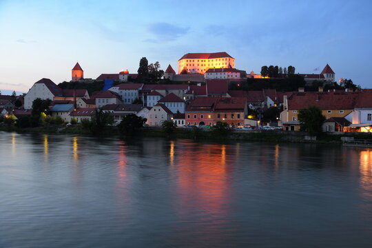 Abend an der Drau in Ptuj