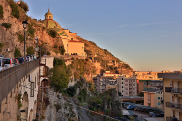 Obraz premium Italy Amalfi Maiori city view on a sunny autumn day