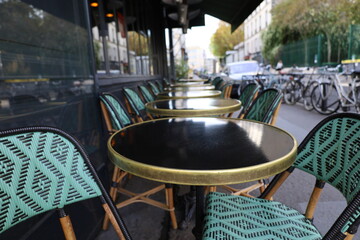 typical fancy parisian restaurant terrace 