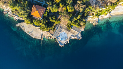 A captivating aerial view of Sablićevo Beach and hotel Jadran in Rijeka, Croatia