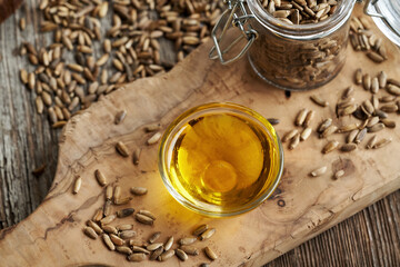Milk thistle oil with seeds