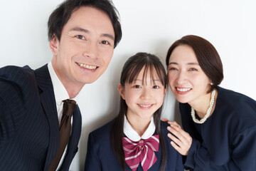 新入生　家族　自撮り　記念撮影