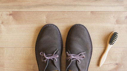 靴のお手入れ｜スエードの靴とワイヤーブラシ