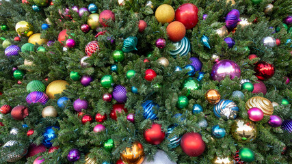 christmas tree full of balls