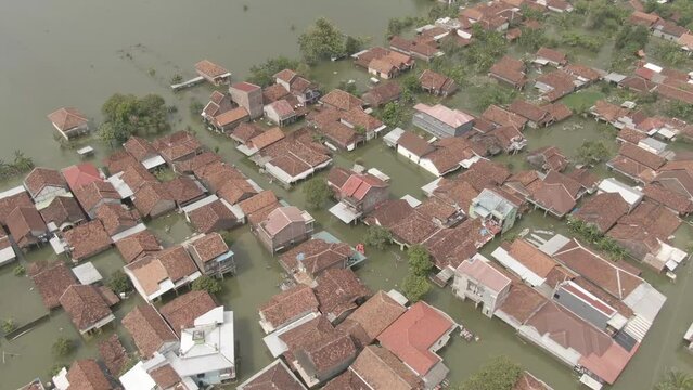 Aerial Drone Footage of residents' houses being flooded in Demak, Central Java, Indonesia 4K drone video | Visual Udara Situasi Banjir di Kabupaten Demak, Jawa Tengah, indonesia