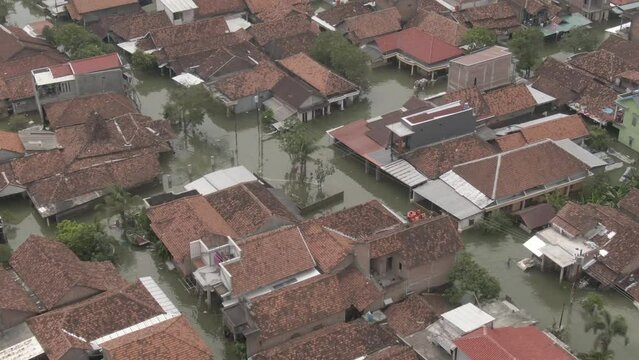 Aerial Drone Footage of residents' houses being flooded in Demak, Central Java, Indonesia 4K drone video | Visual Udara Situasi Banjir di Kabupaten Demak, Jawa Tengah, indonesia