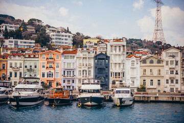 Fototapeta na wymiar Waterside residences at Bosphorus in Istanbul, Turkey.