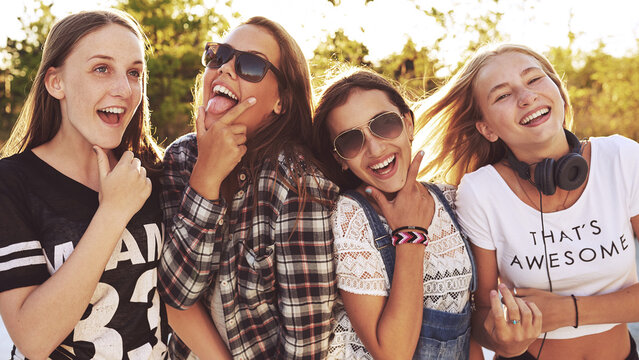 Group of girls making fun expressions
