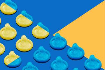 Pattern with group of condoms	