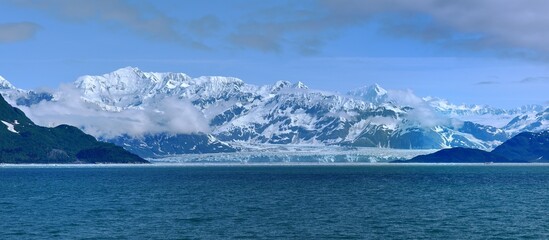 Hubbard Glacier in Yakutat Bay