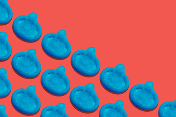 Pattern with group of condoms	