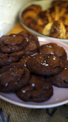 galletas de chocolate artesanales crujientes recién horneadas