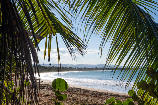esmeralda beach, playa esmeralda, miches