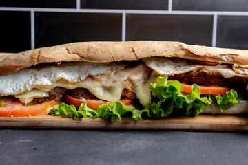 sandwich de milanesa grande para compartir