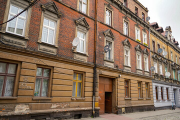 Fototapeta na wymiar abandoned bricks buildings in Katowice