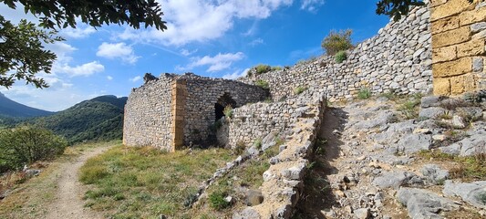 Ruines du château de Fenouillet