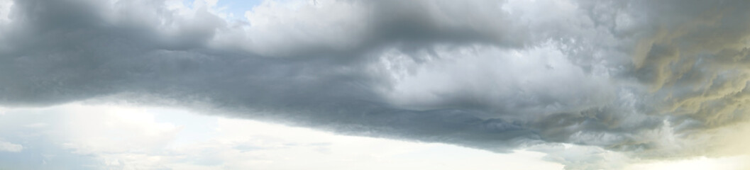 Sky panorama dramatic clouds weather atmosphere nature overcast stormy cloudy