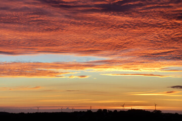 Obraz premium Breathtaking sunrise with fantastic cloudscape