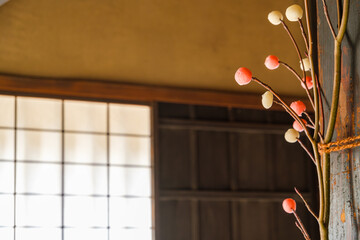 障子とまゆ玉飾り