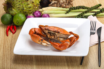 Delicous luxury steamed red crab