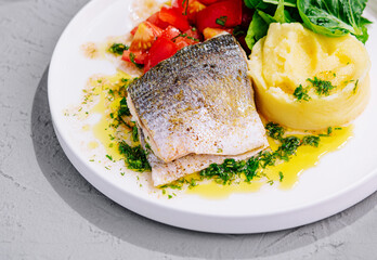 Fried herring fillets with mashed potatoes