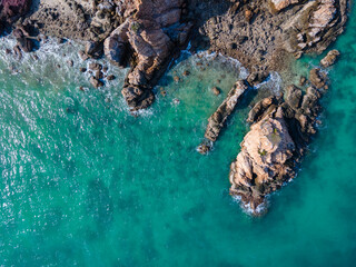 Aerial paradise island: turquoise waters, golden shores, lush palm trees. the concept of background, travel, summer and travel