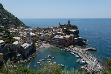 Italian shores with boats and cliffs in Cinque Terre