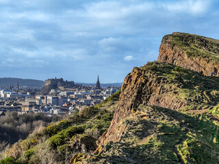 Fototapeta na wymiar View of Edinburgh Castle from Holyrood Park