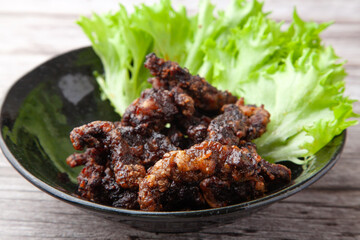 鯨の竜田揚げ