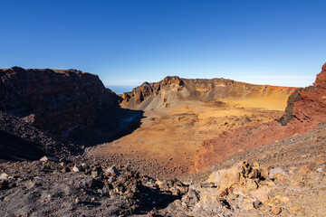 Fototapeta na wymiar View of Teide mountain and surrounding area in Tenerife (Spain)