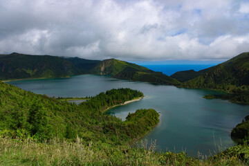 Fototapeta premium lake in the mountains