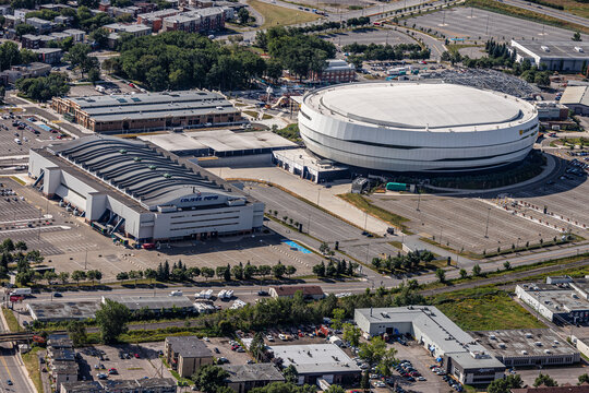 Centre Vid&eacute;otron et le Colis&eacute;e de Qu&eacute;bec