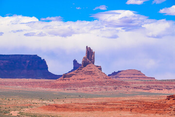 Beautiful views seen from Monument Valley Loop Drive.