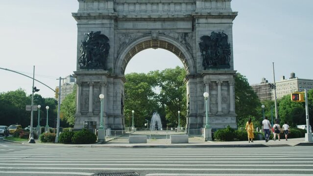 Grand Army Plaza in Brooklyn, New York